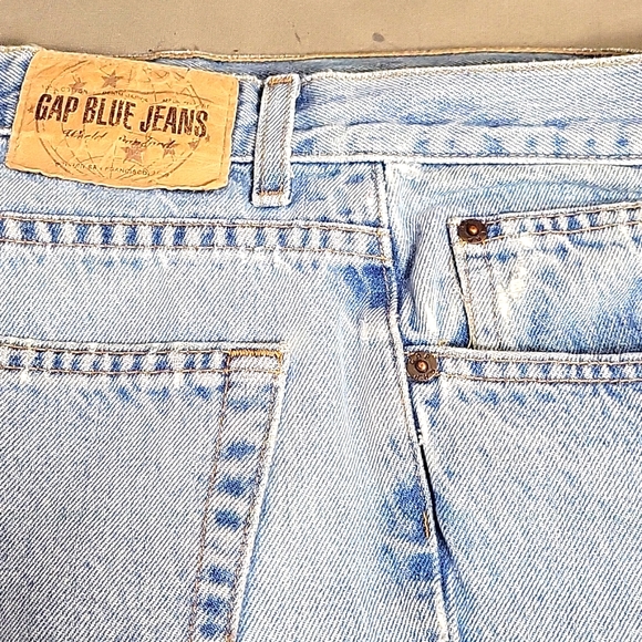 Gap Blue Classic Fit Tall Faded Slightly Stressed Jeans Size 12 Long - Picture 7 of 10